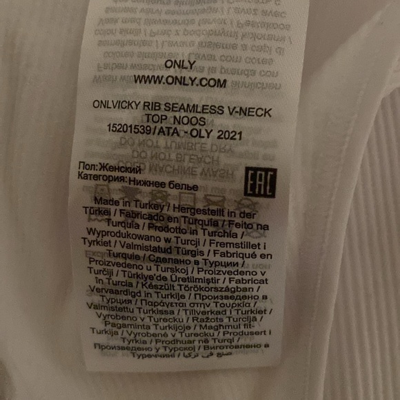 Only | 2 Keep a Secret Ribbed Bralettes - Picture 3 of 3